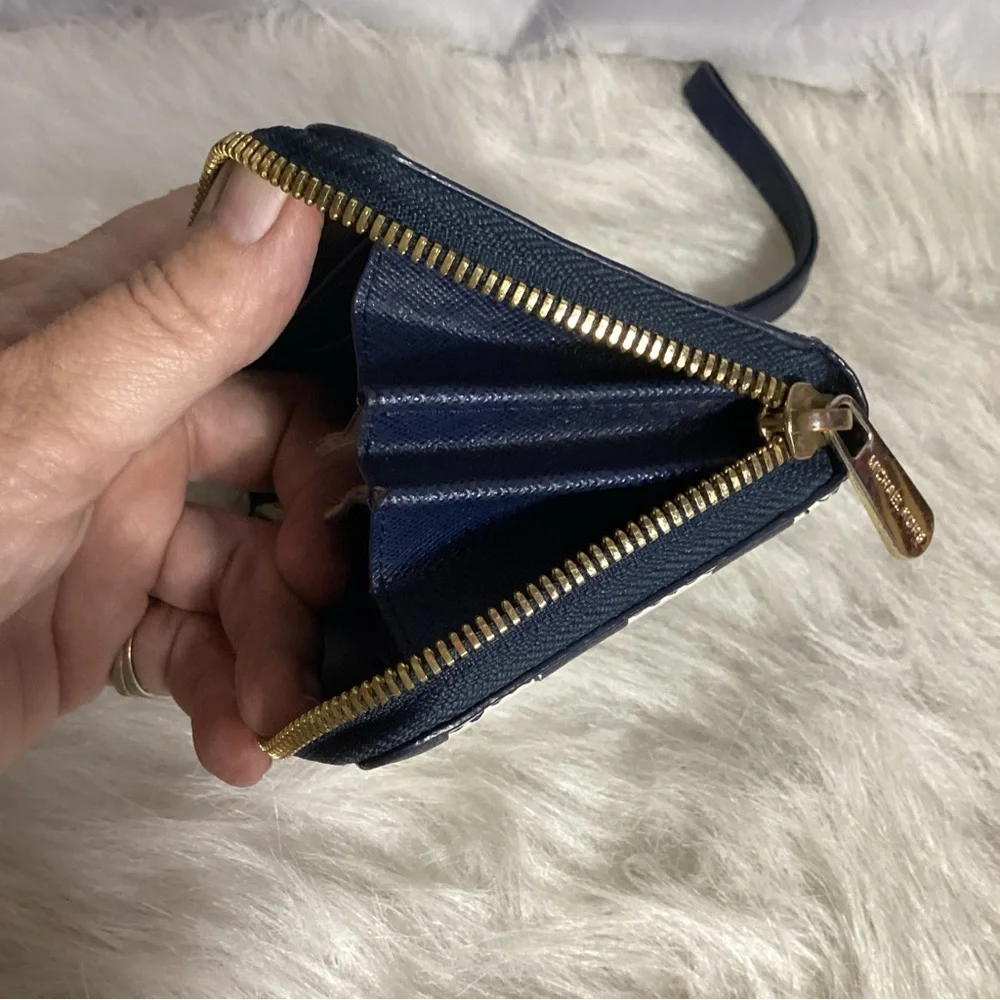 Michael Kors Blue/ White Striped Zip Around Clutch Wristlet Wallet - Picture 11 of 12